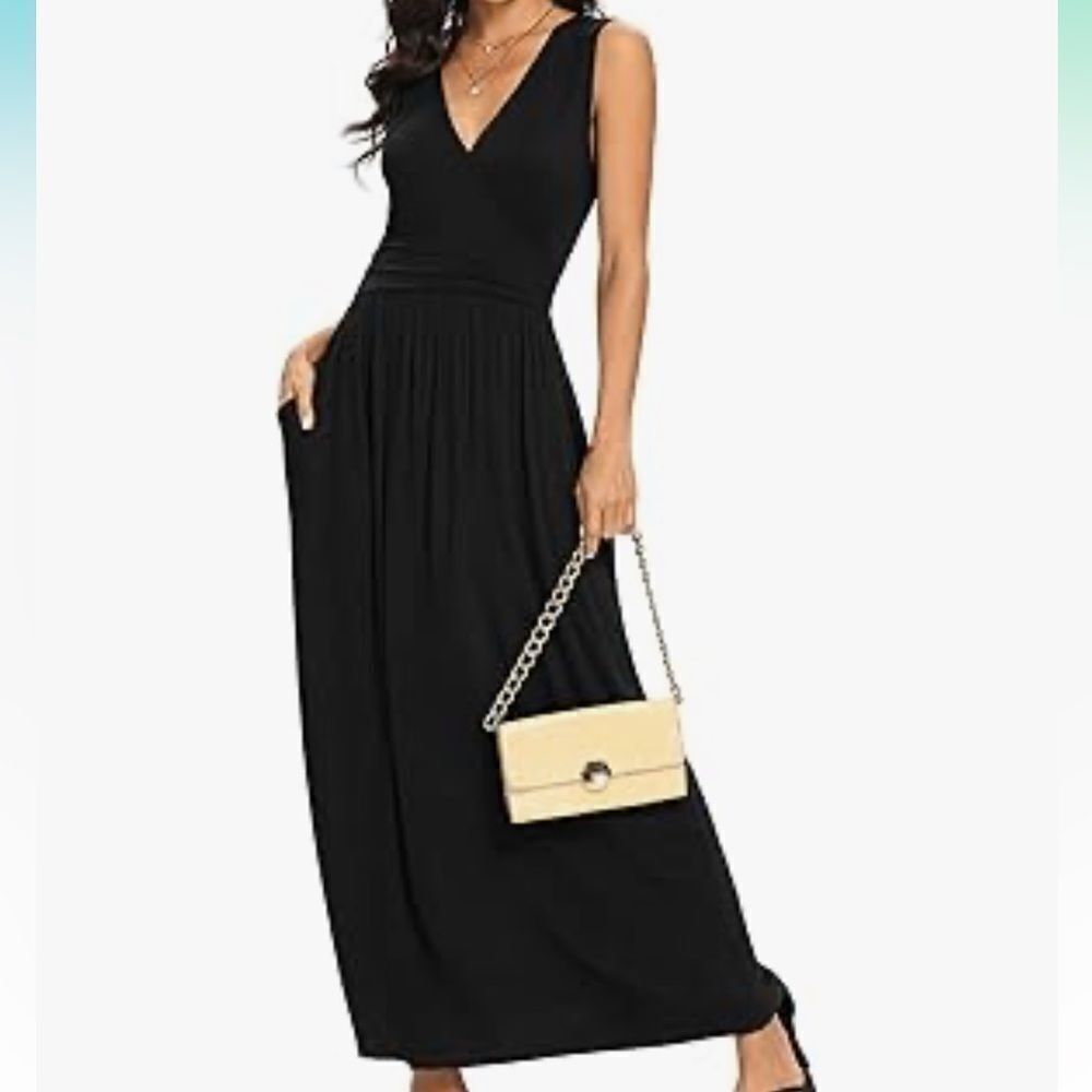 Lilbetter Deep V Loose Plain Dress Black M NWT